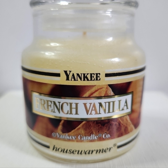 Yankee French Vanilla Candle Rare Vintage Black Band Small Jar Lid 3.7 Oz 13812 - Picture 3 of 9